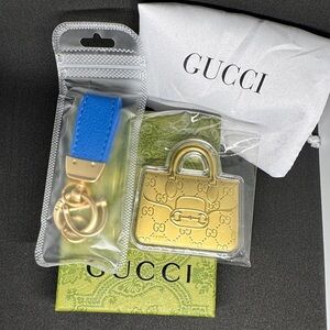 Fashion Gold Keychain and Blue Strap Set